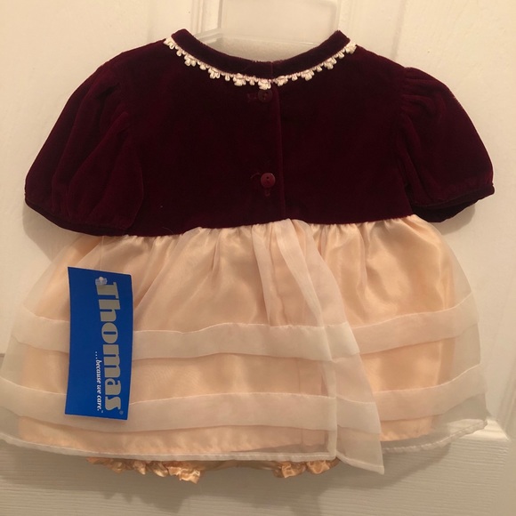 6 Months Red and Cream Dress w/ Undershorts - Picture 2 of 7